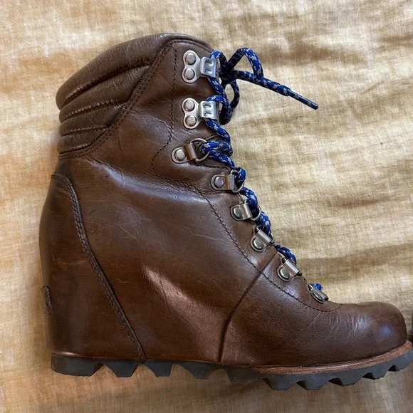 Sorel conquest Leather Boots - Picture 15 of 17